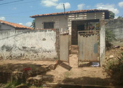 Casa onde as crianças foram encontradas no Monte Castelo 