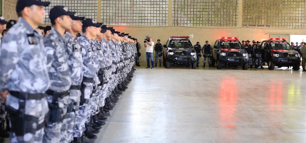 Governo do Estado entrega novas viaturas a Polícia Militar