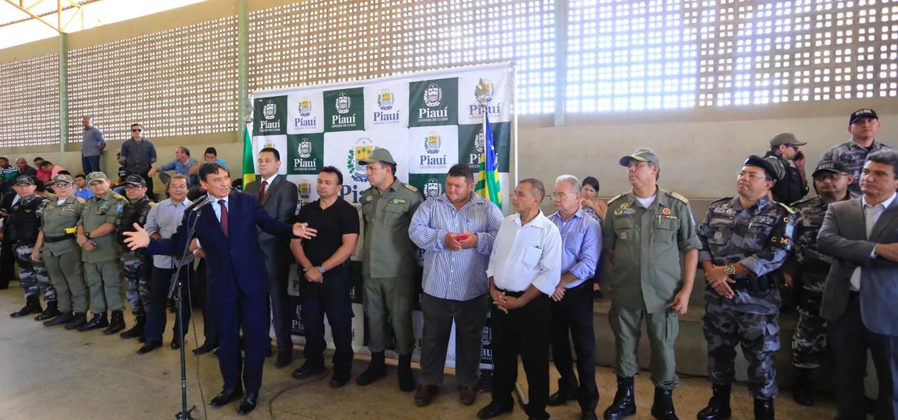 Solenidade de entrega de viaturas