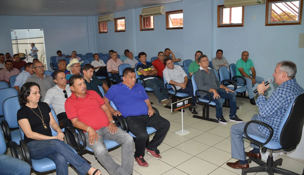 Encontro contou com a presença de delegados de 15 municípios