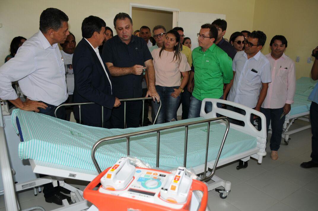 Inauguração de hospital em Buriti dos Lopes