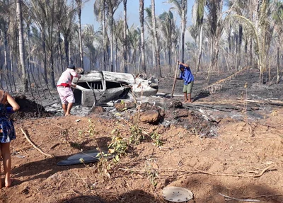 Carro incendiado 