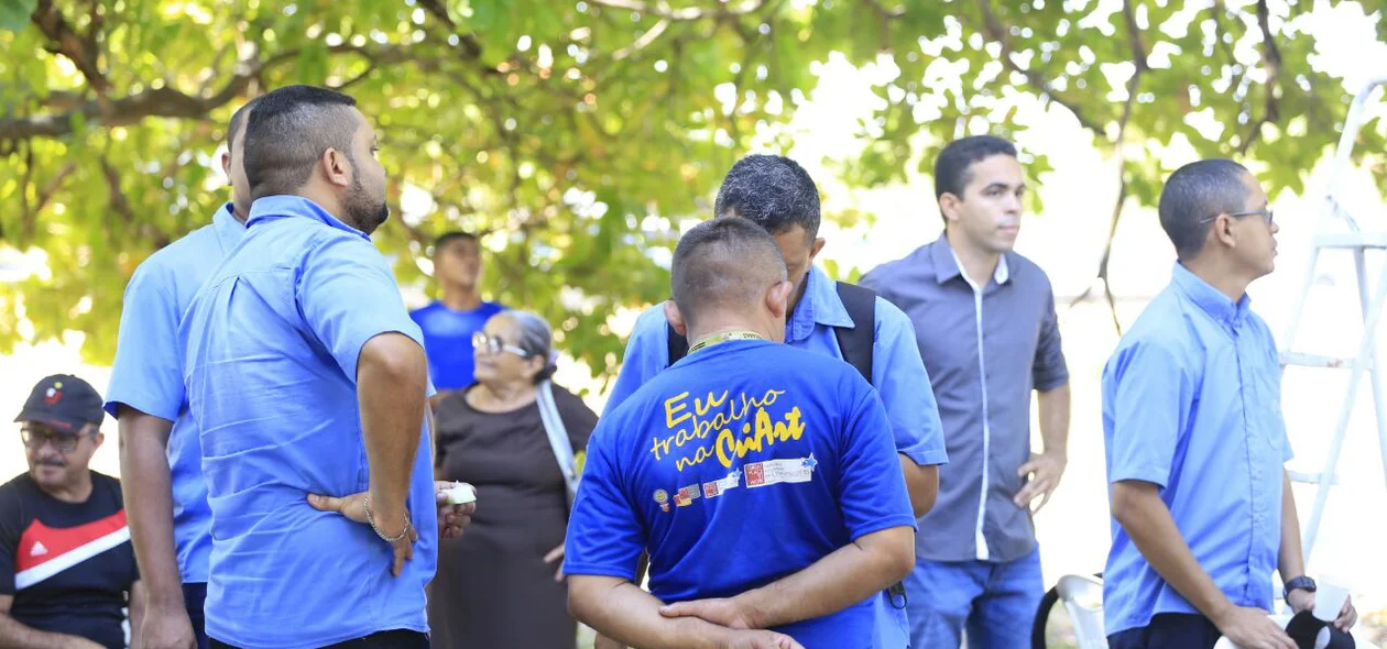 Trabalhadores da UFPI paralisam atividades