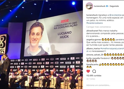 Apresentador Luciano Huck recebe prêmio de Brasileiro do Ano na categoria Comunicação
