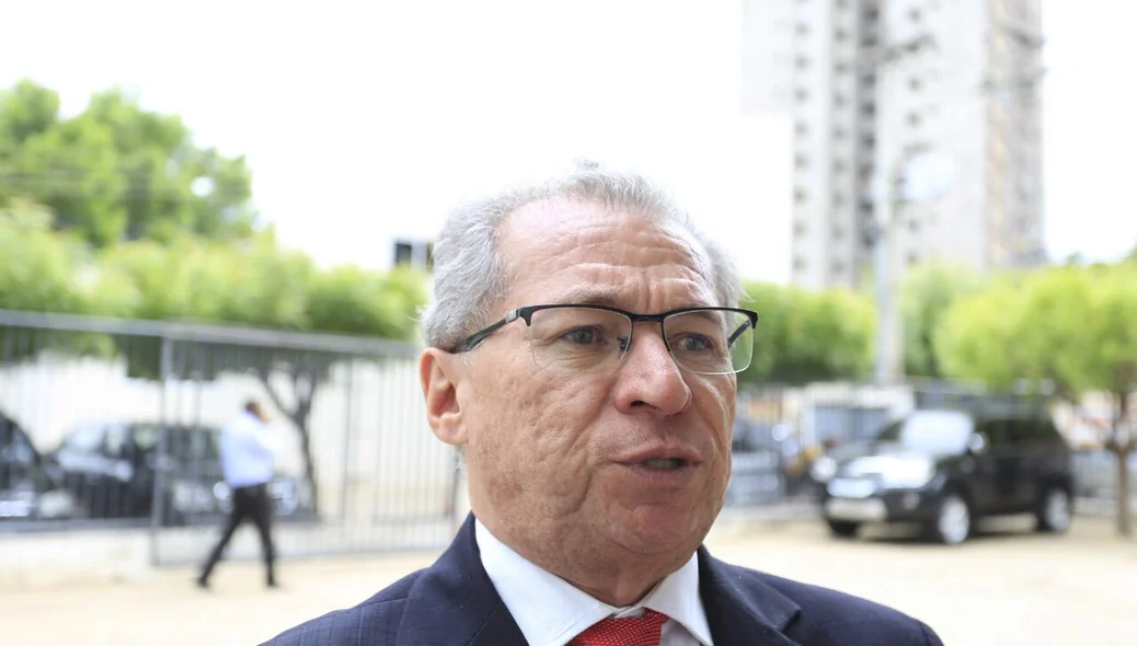 Deputado Assis Carvalho