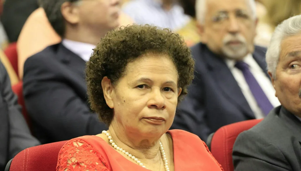 Regina Sousa