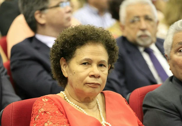 Regina Sousa