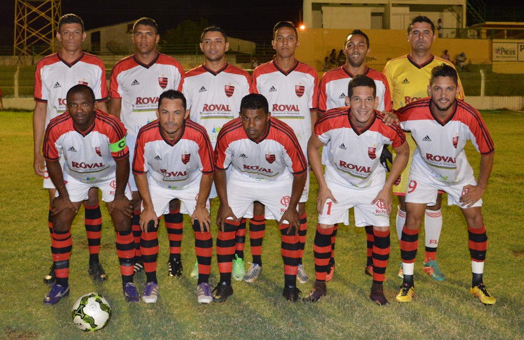 Flamengo do Saqunho goleia e está na final.