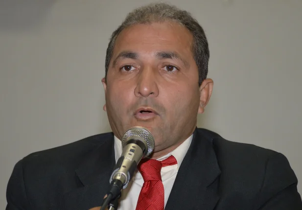 Dedé Monteiro (PPS) retoma mandato de vereador
