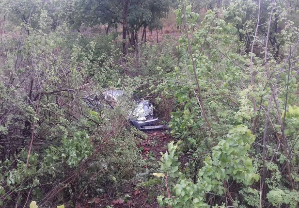 Mulher morre em acidente envolvendo 4 veículos na BR 316