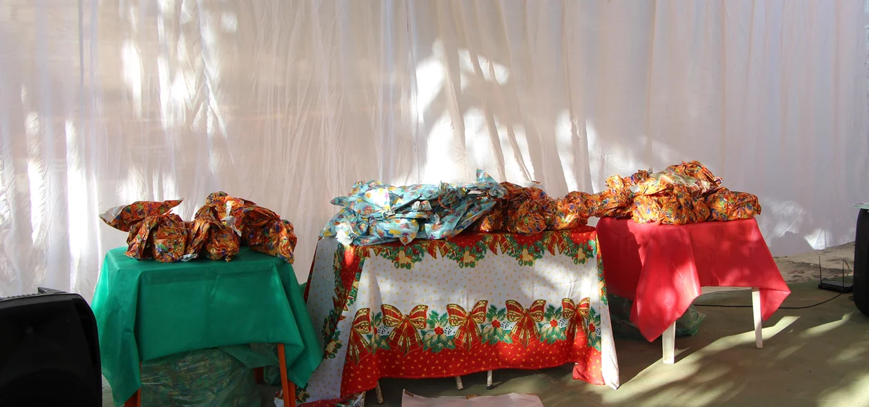 Fundação Viver a Vida com Dignidade promove distribuição de presentes no Angelim