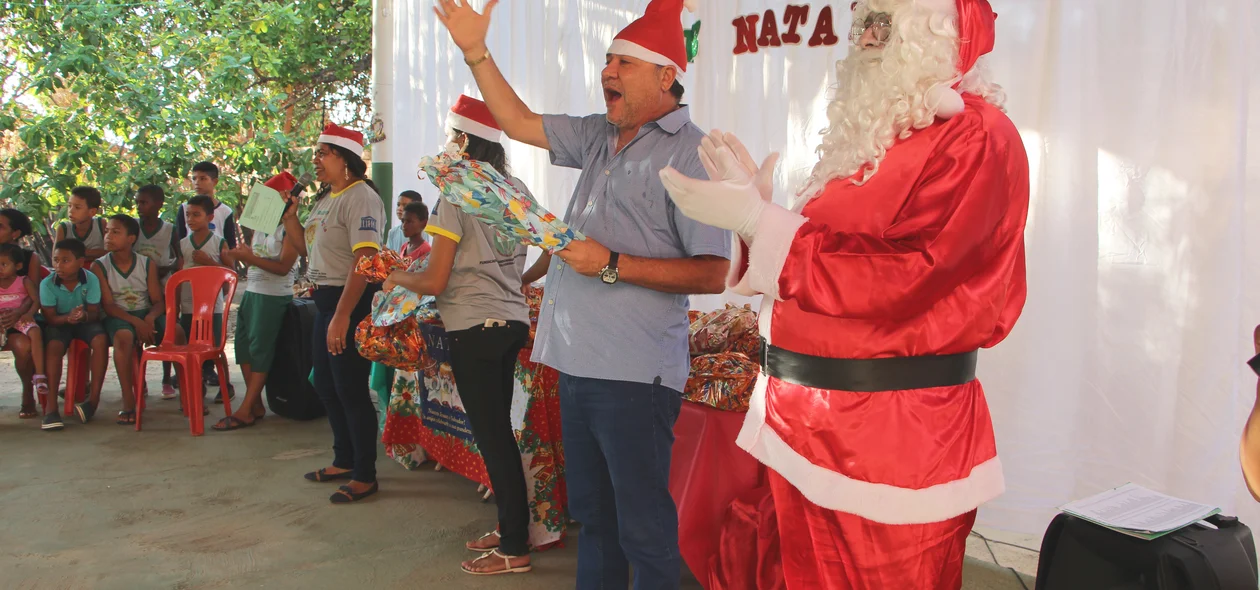 Fundação Viver a Vida com Dignidade promove distribuição de presentes no Angelim