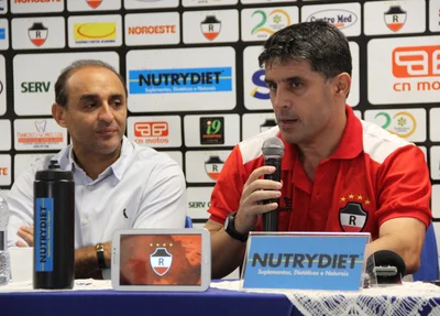 Wallace Lemos, novo treinador do River 