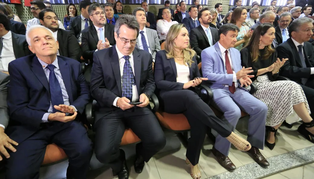 Autoridades presentes no TRE do PI