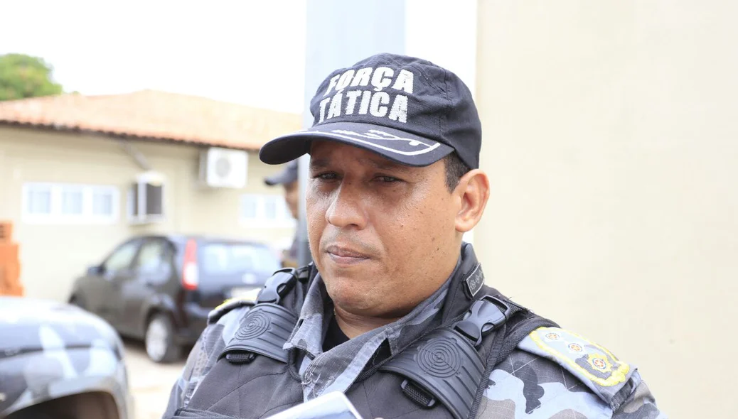 Comandante do 5º Batalhão, Major Pessoa
