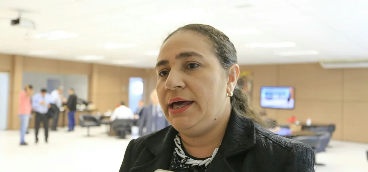 Cida Santiago