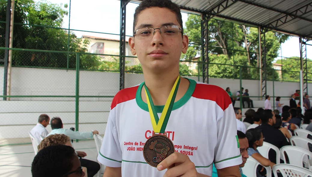 Estudante Gabriel Freitas