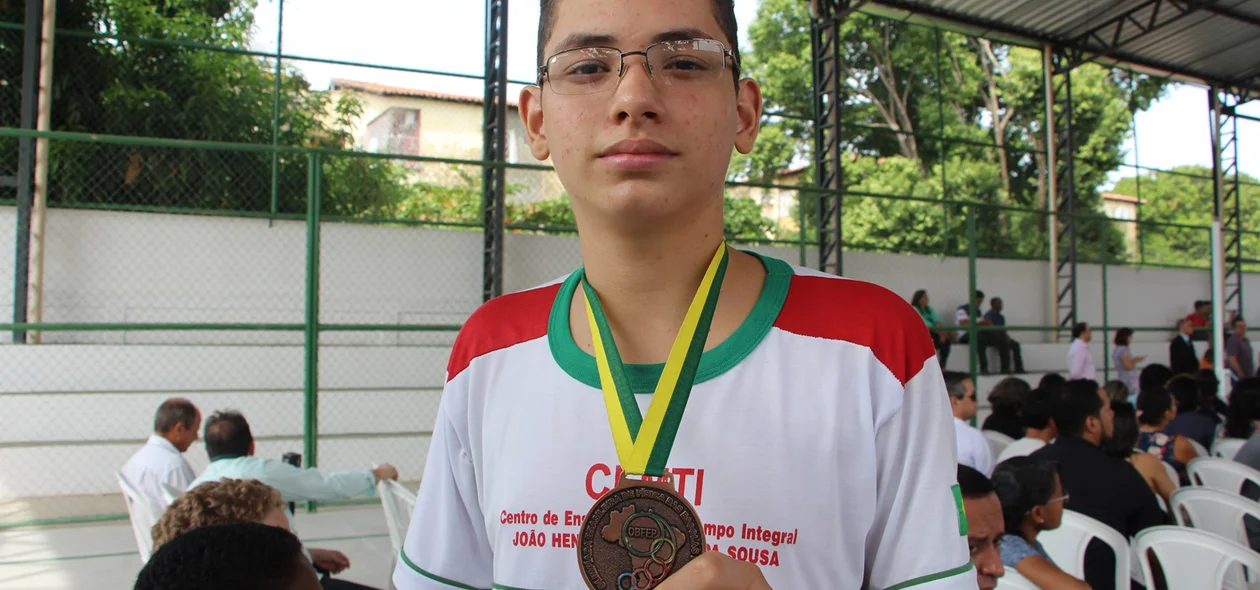 Estudante Gabriel Freitas