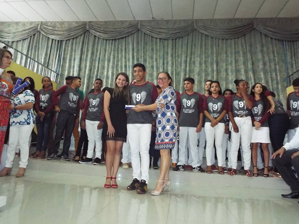 Prefeita Vilma Amorim participa de evento