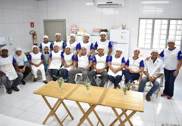 Turma comemora encerramento de curso