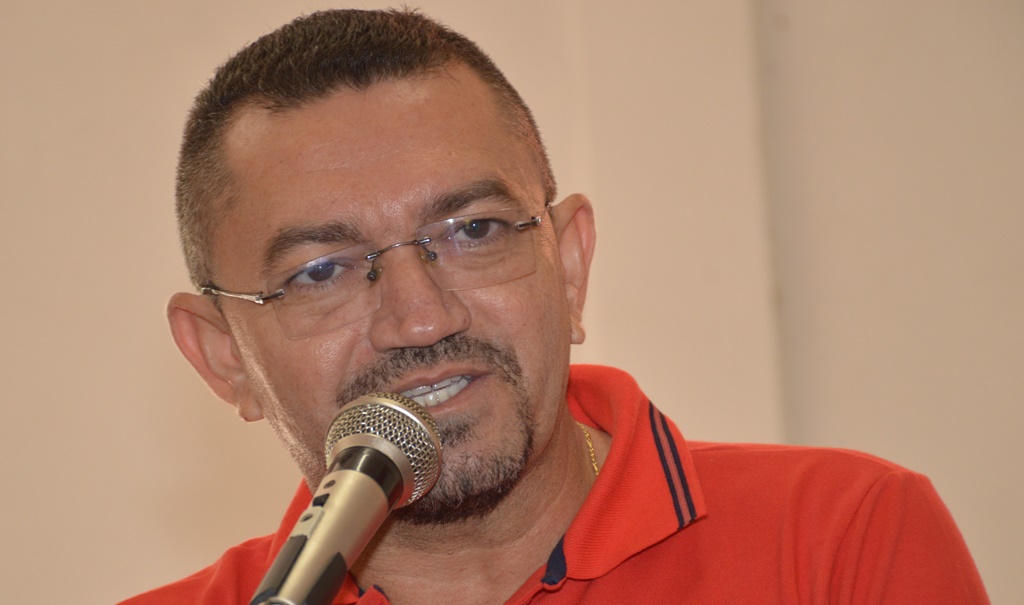 Prefeito de Picos decreta recesso de quinze dias aos servidores