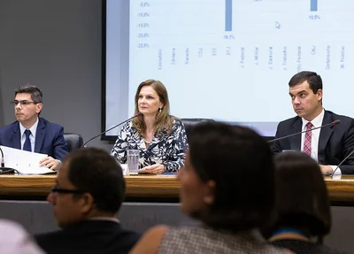 na Paula Vescovi
