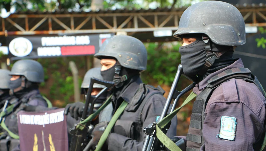 Primeiro curso de Operações Especiais