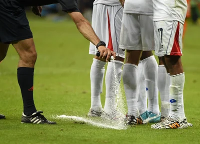 Uso de spray em jogos da FIFA