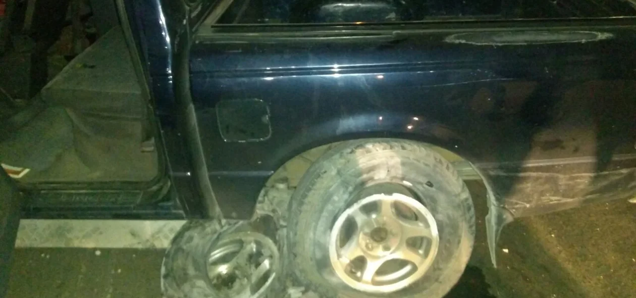 Veículo da vítima ficou destruído