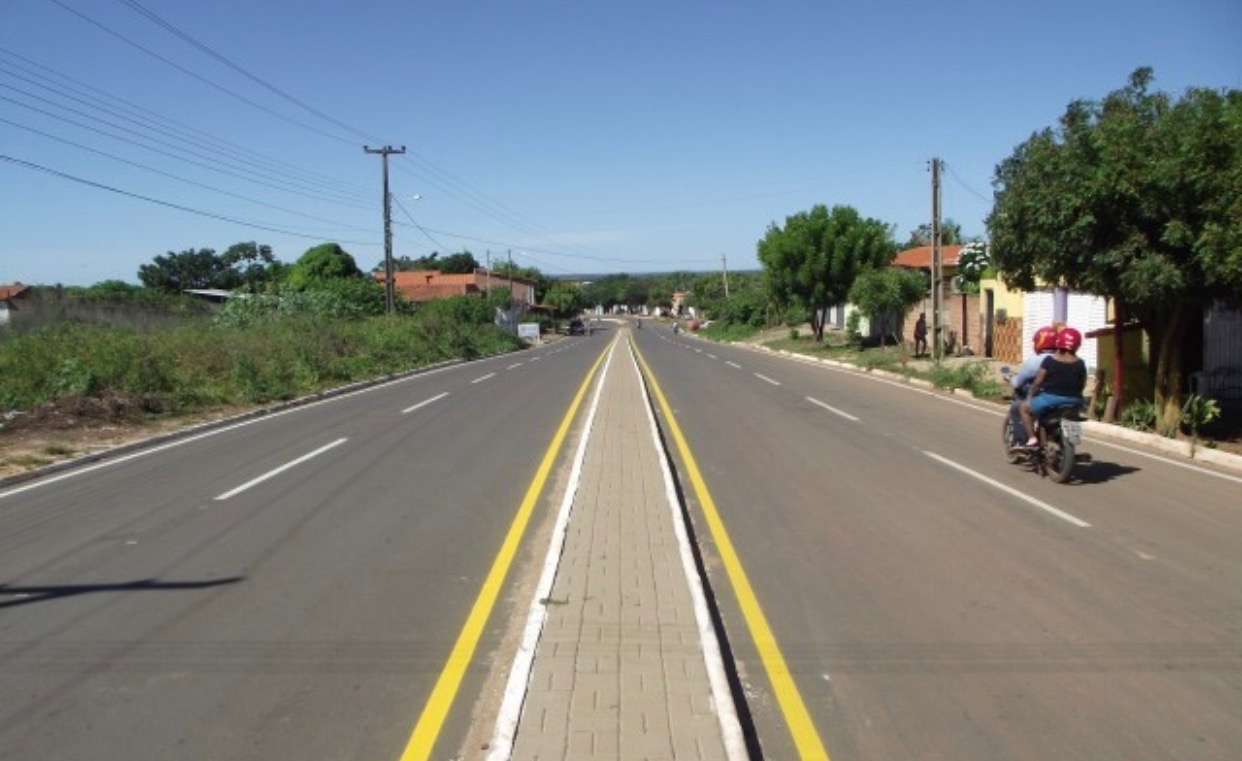 Detran conclui sinalização viária na cidade de Esperantina