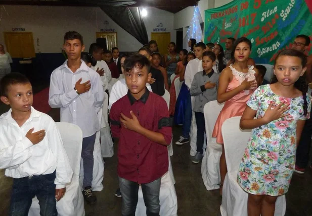 Formatura dos alunos do 5º ano do Ensino Fundamental da Escola Francisco Raimundo Fontenele