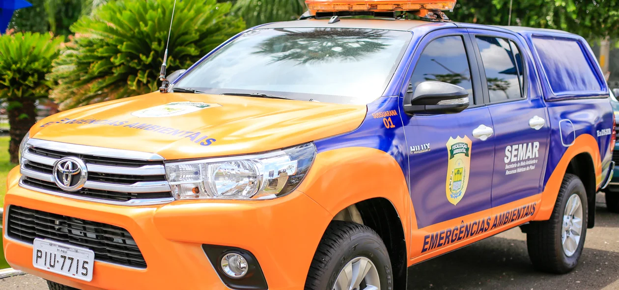 Entrega da viatura de Emergências Ambientais