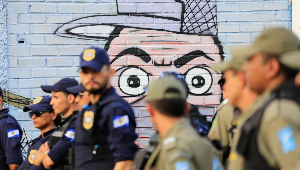 Polícia Militar e Guarda Municipal na Semjuv 