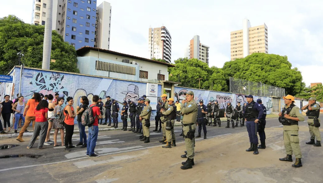 Reunião para reajuste da passagem de ônibus 