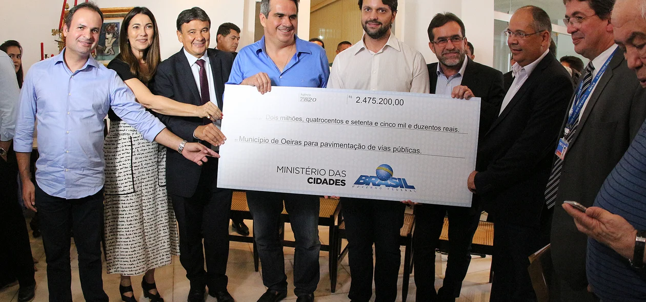 Dinheiro para pavimentação 