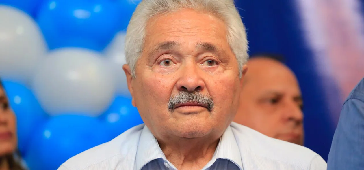 Elmano Férrer