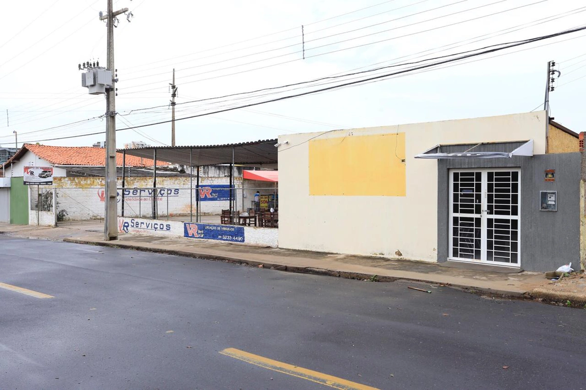Posto de lavagem VR Serviços na Rua Governador Joca Pires, 1969
