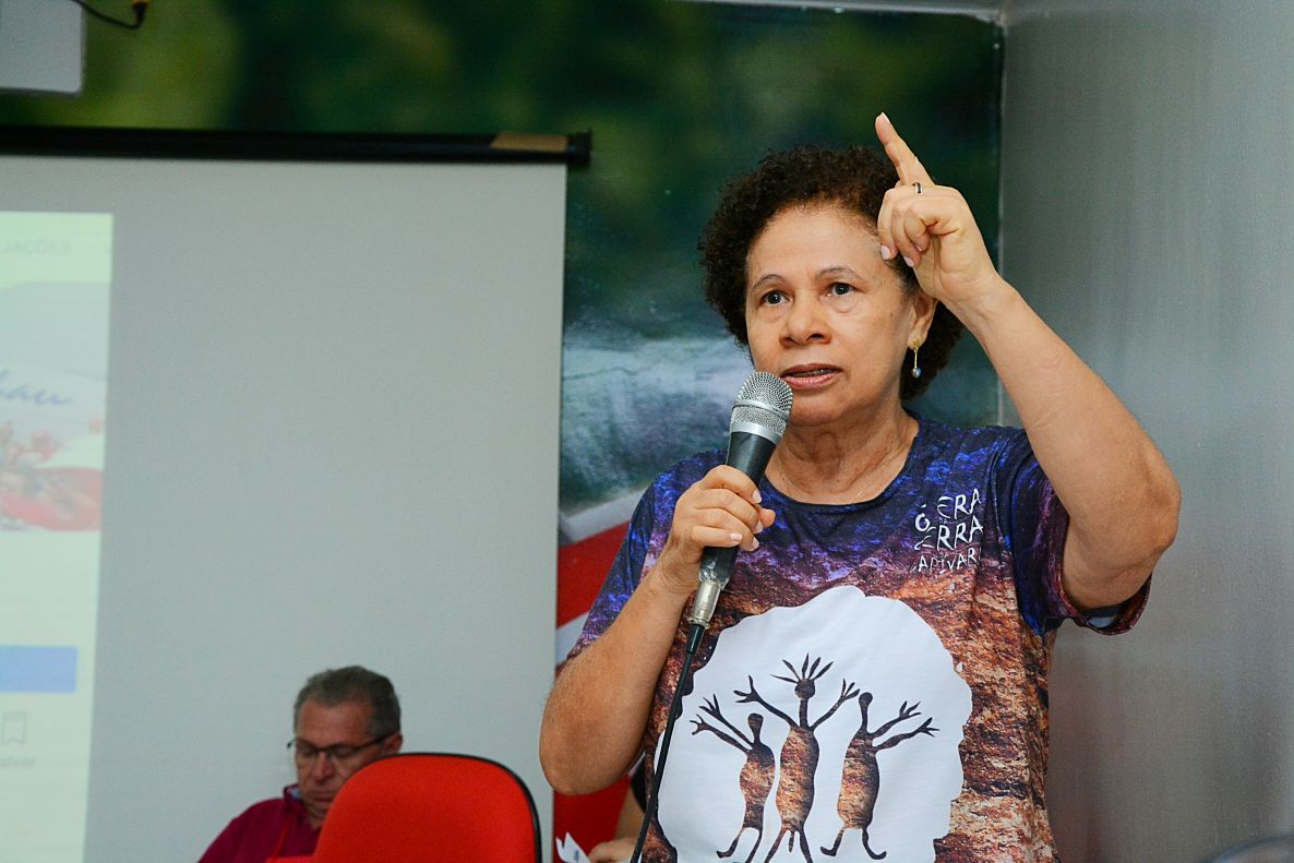 Regina Sousa  