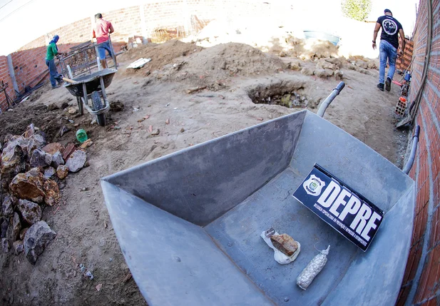 Droga é encontrada enterrada em Teresina 