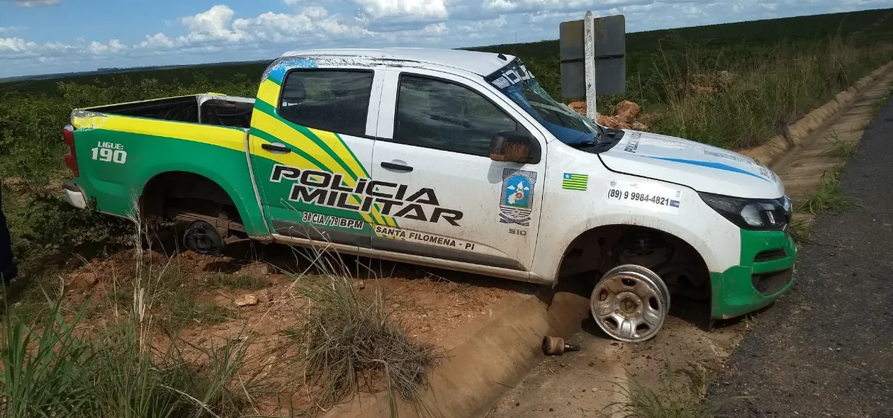 Acidente com uma viatura da Polícia Militar de Santa Filomena 