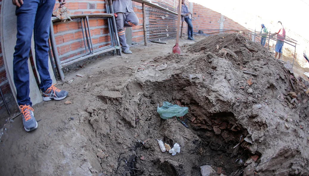 Mais de 500 pedras de crack foram encontradas enterradas 