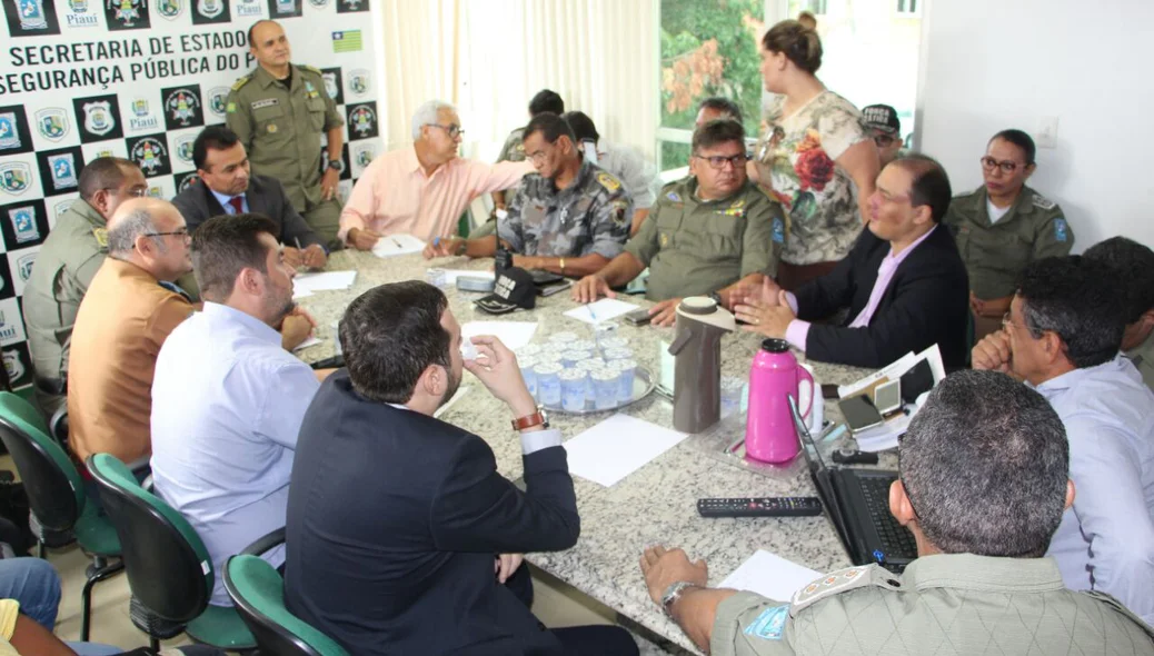 A reunião aconteceu na Secretaria de Segurança