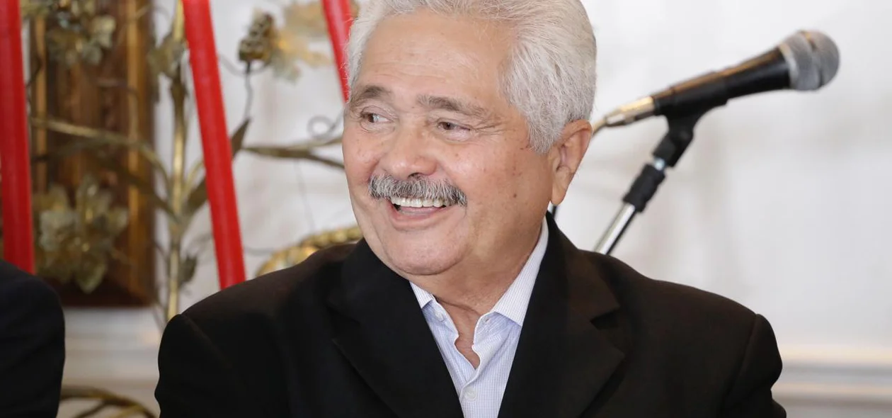 Elmano Férrer
