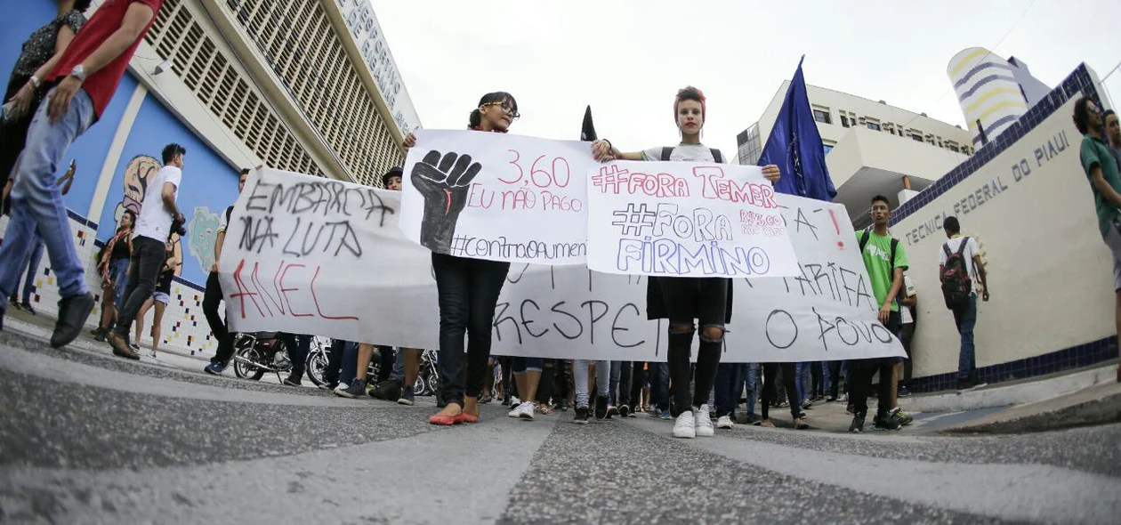 Manifestação contra o aumento da passagem 