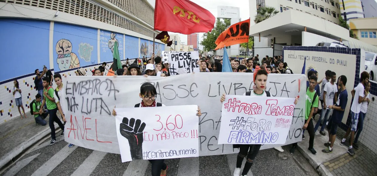 Manifestação contra o aumento da passagem em Teresina 