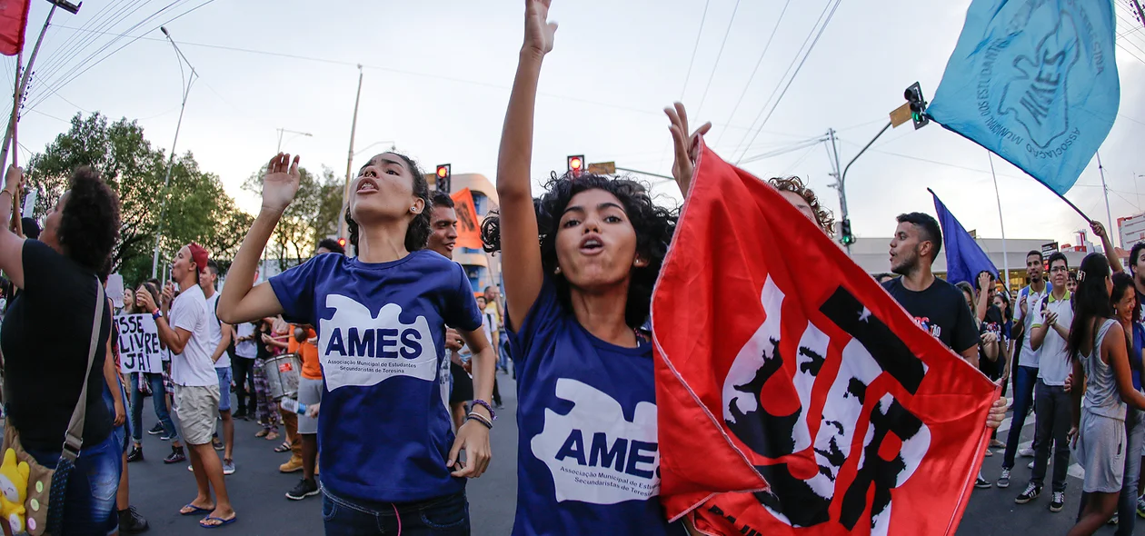 Manifestantes em Teresina 