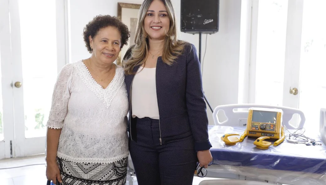 Regina Sousa e Rejane Dias