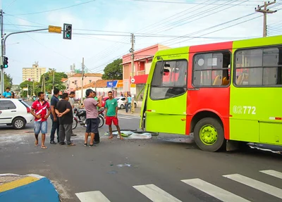 Acidente na avenida Frei Serafim 