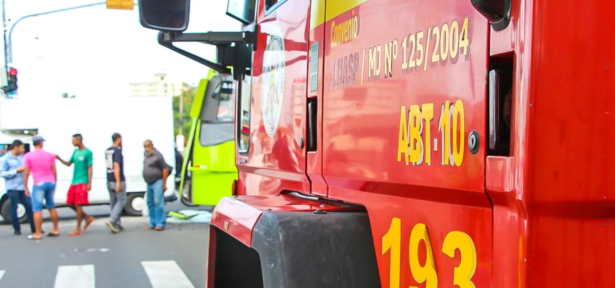 Carro do Corpo de Bombeiros