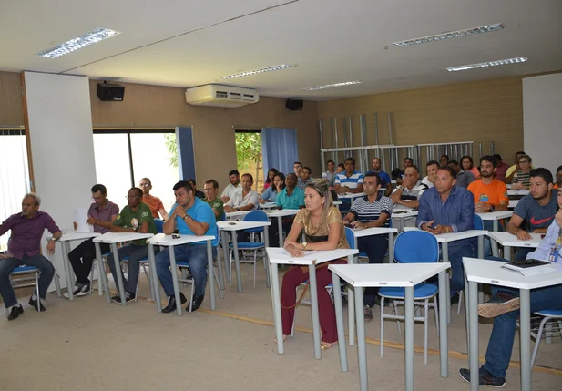 Encontro contou com a presença de representantes de vários municípios